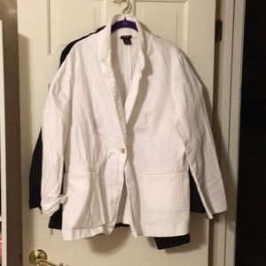 EUC,IMAN WHITE DENIM JACKET,2X,slit pockets,1 button,closure,full length blazer.
